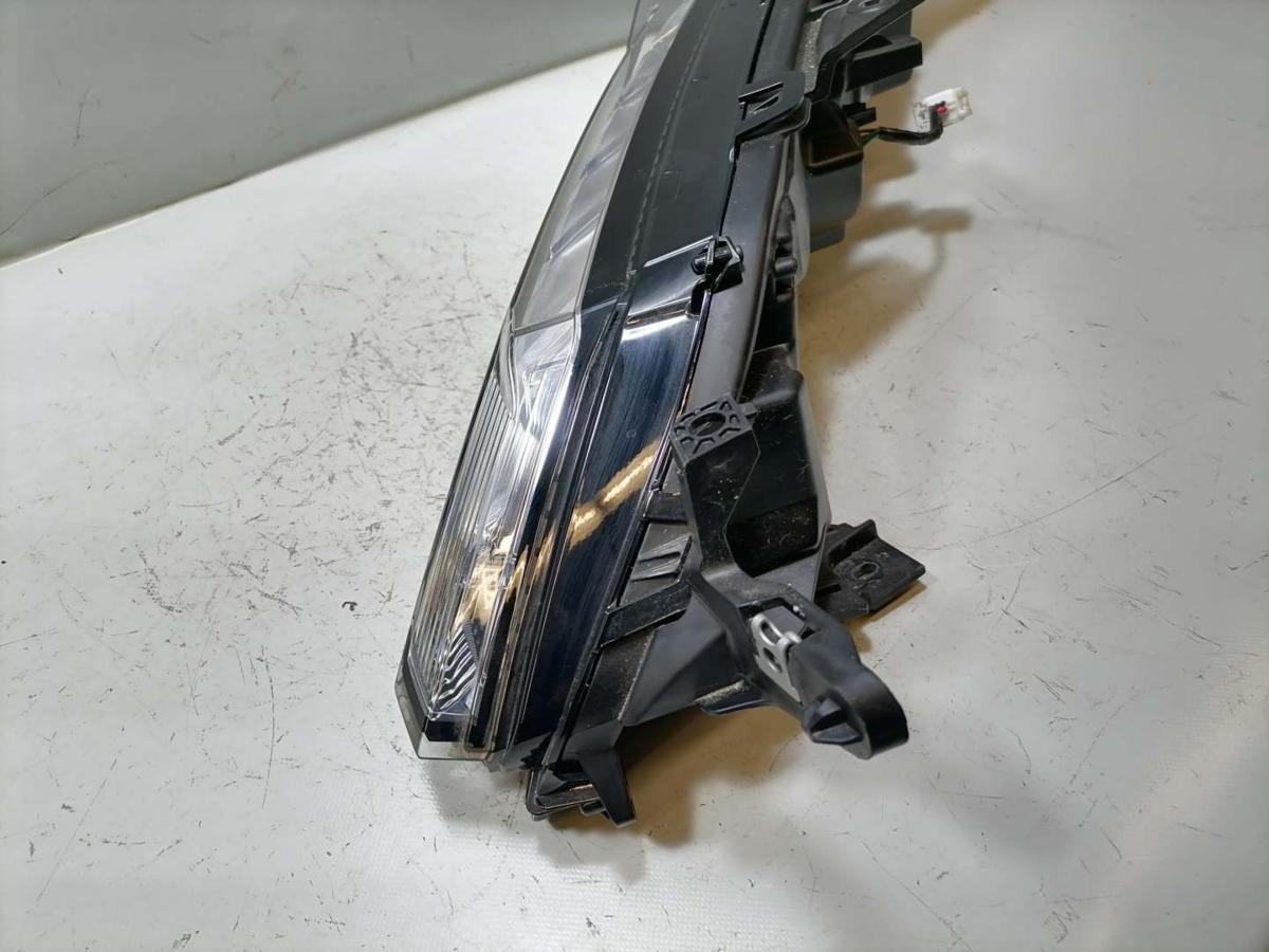 Mitsubishi Eclipse Cross original Kombileuchte Tagfahrlicht Scheinwerfer rechts oben Facelift Bj.2023